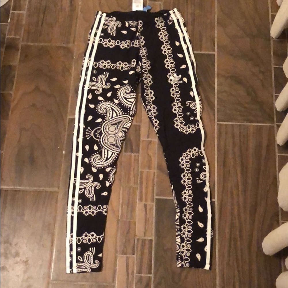 Adidas printed leggings